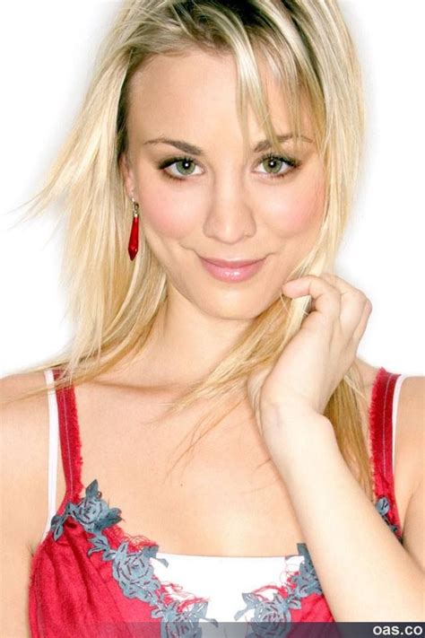 one of the hottest actresses on big bang theory big bang theory kaley cuoco kaley couco