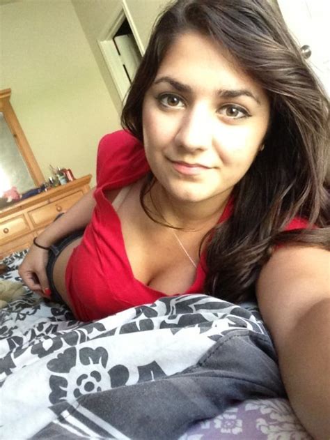 Cute Girls Taking Selfies Thechive