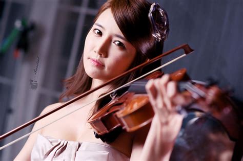 Han Ga Eun Elegant With Violin Super Cute Korean