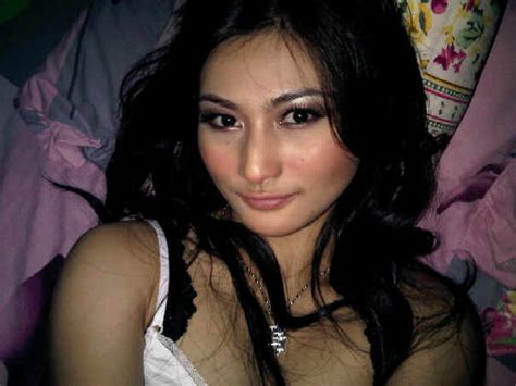 debby ayu sexy only
