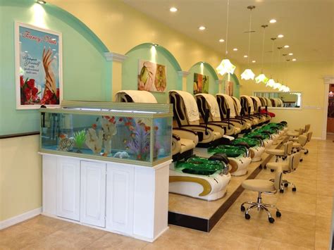 fancy nails  spa     poplar st harrisburg illinois