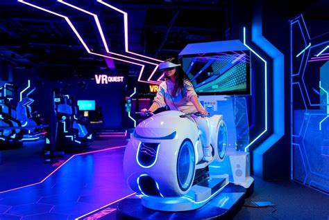 virtual reality arcades  future  gaming  entertainment