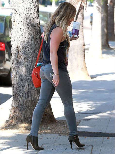 hilary duff tight jeans and high heels the duff hilary duff skinny jeans