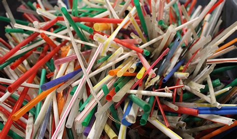 plastic straws   problem      green  life