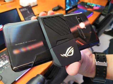 asus gaming smartphone mm style rog phone  speed binned snapdragon