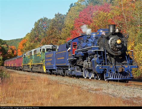 reading northern  fall excursions  oct  railroad nation
