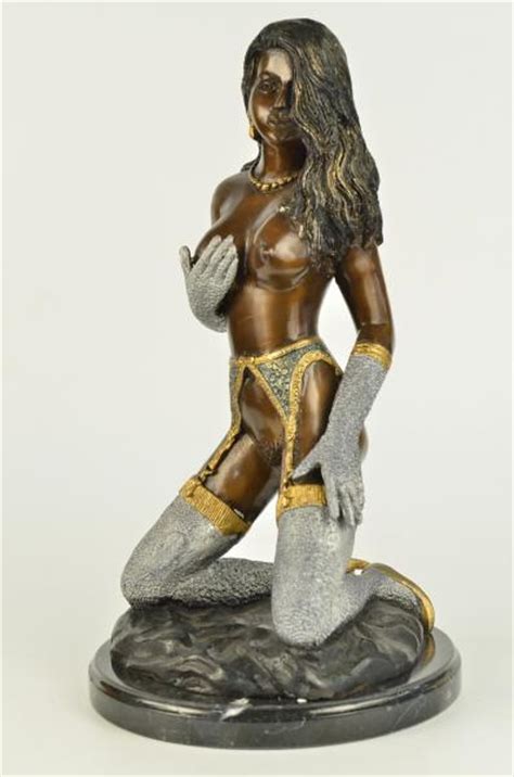 Sexy Erotic Sculpture Nude Girl Provocative Pose Bronze