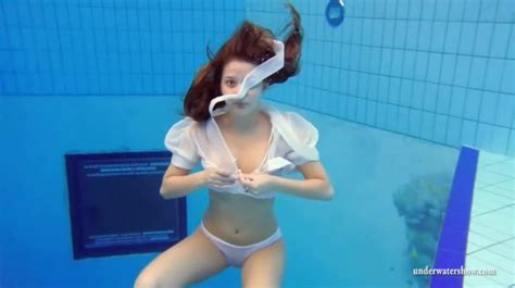 girls swimming underwater handjob