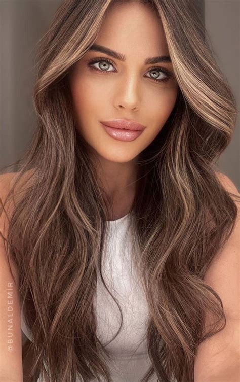 hair colour trends   sophisticated tawny hair color