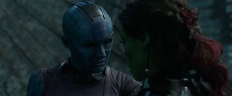 Karen Gillan Nebula And Gamora Guardians The Mary Sue