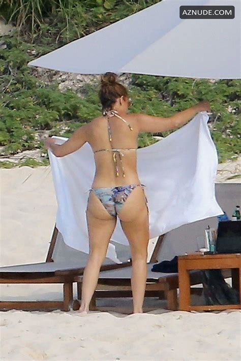 jennifer lopez and alex rodriguez at the beach in turks