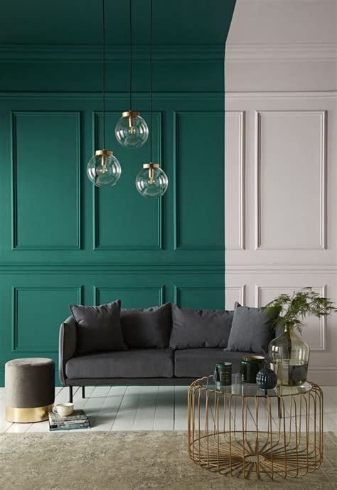sophisticated home decoration ideas  green paint combination emerald green living room
