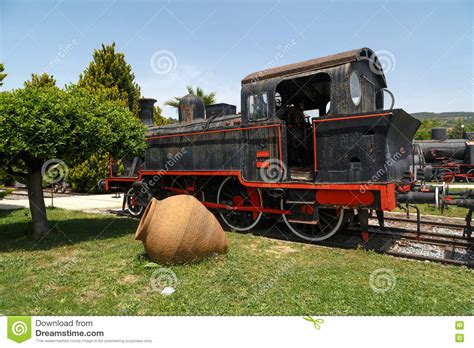 historische treinlocomotief redactionele stock afbeelding image  gebeurtenis vermaak