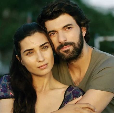 Tuba Buyukustun As Elif And Engin Akyürek As Ömer In The Turkish Tv