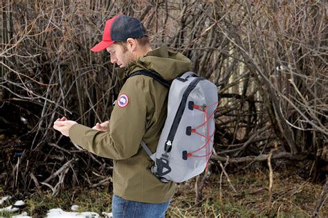 Review Canada Goose Canyon Shell Gearjunkie