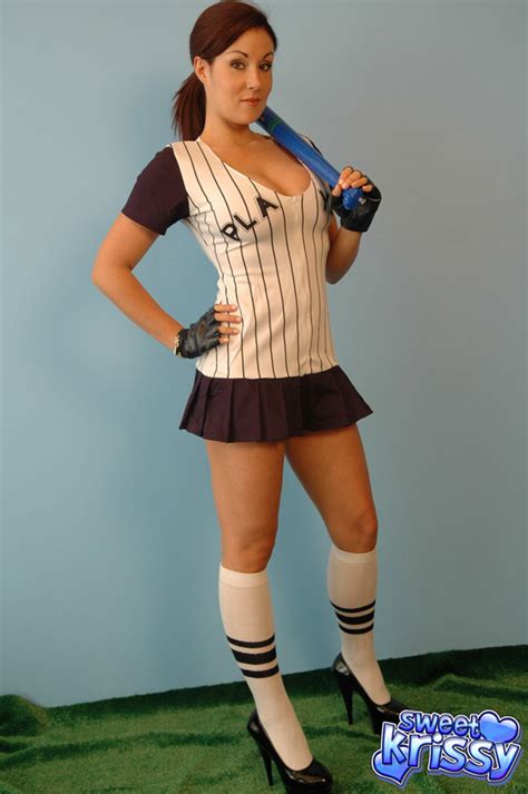 hot sporty bitch stripping her uniform xbabe