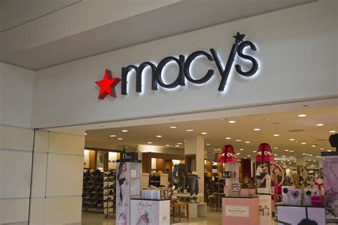 macys plunge    retailers  real trouble
