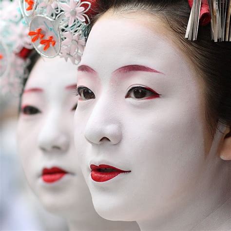 traditional geisha makeup geisha and maiko gejsza gejsze i japonia