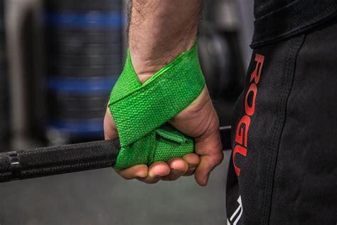 crossfit whats  point  wrist straps rcrossfit