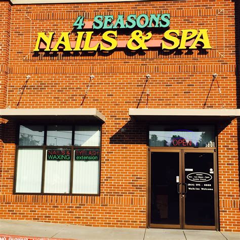 seasons nails  spa