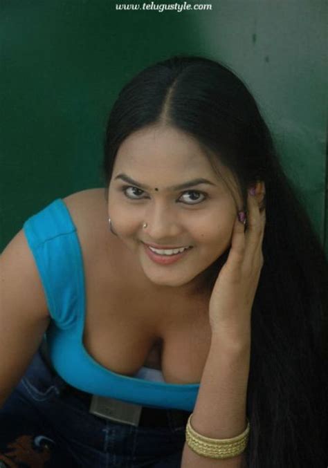 Latest Movies Gallery Nandhini Aunty Cleavage Boobs Gallery