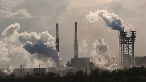 photo factory pollution blue industry work   jooinn