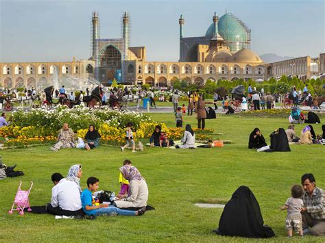 iran main highlights shiraz isfahan travel  iran