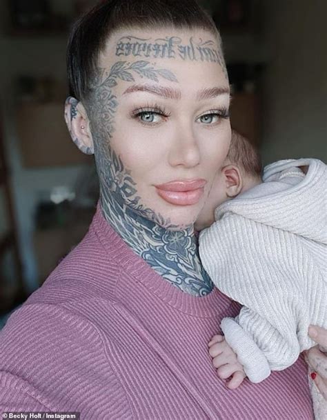 Britain S Most Tattooed Woman Who Has £35 000 Worth Of Body Art Opens