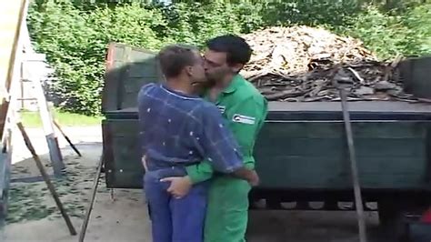 Two Guys Kiss Each Other And Fuck Outdoors Porndroids