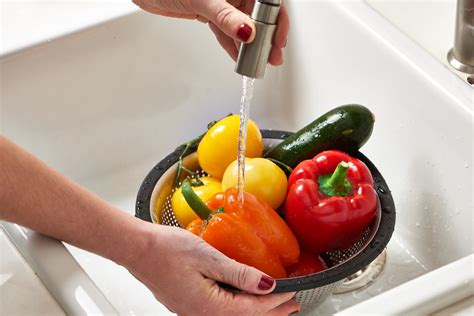 wash vegetables  effective germ removal