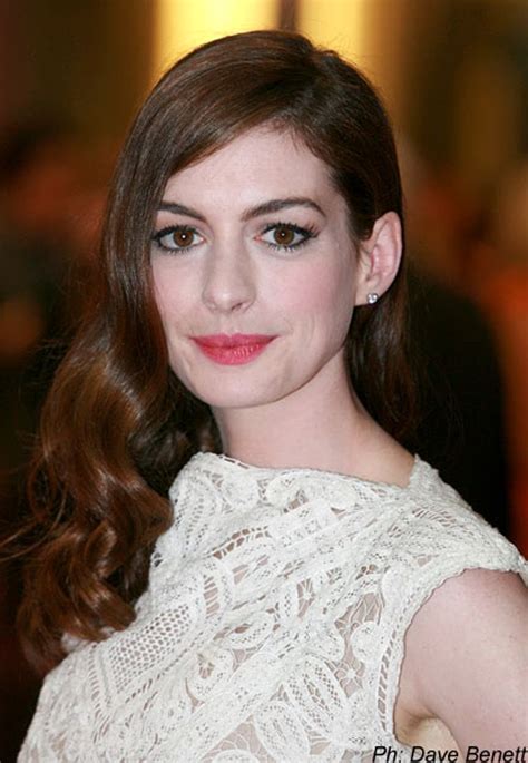 People Think My Northern Accent Sucks Admits Anne Hathaway London