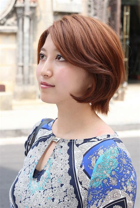 Short Asian Bob Hairstyle For Women Side View Of Layered