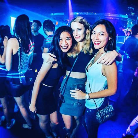 singapore nightlife bars and nightclubs guide 2018 jakarta100bars nightlife reviews best