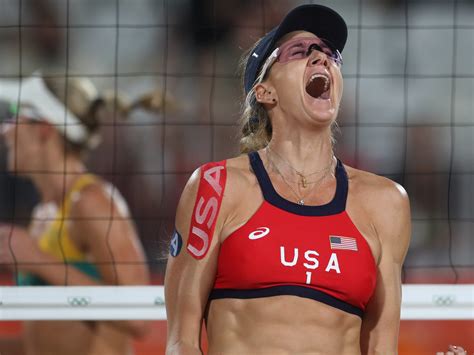 beach volleyball legend kerri walsh jennings is preparing for her 6th