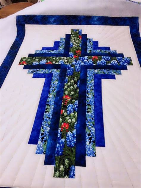 pin   friend  quilts crosses cross quilt