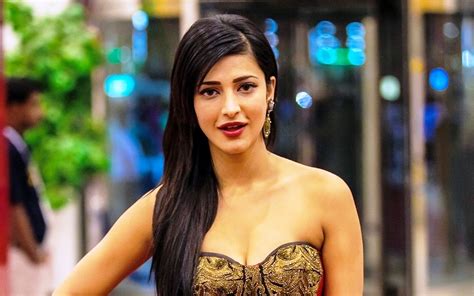 beautiful shruti hassan hot photos images and hd wallpapers collection 2017
