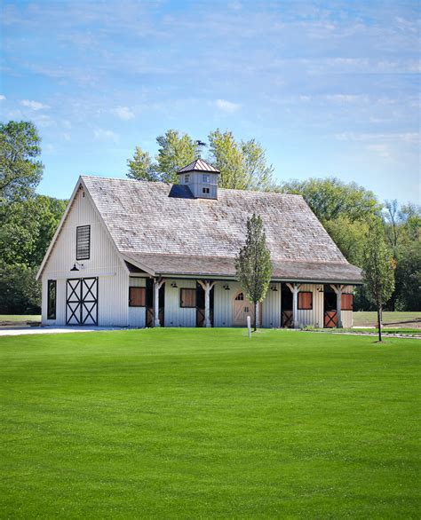 pole barn house pictures  show classic construction details  amazing grass yard homesfeed