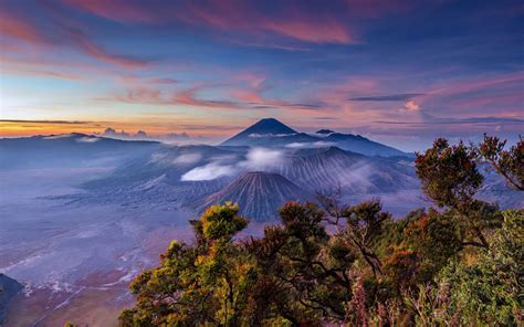 landscape sunrise indonesia stratovolcano java mount bromo hd wallpaper wallpaperscom