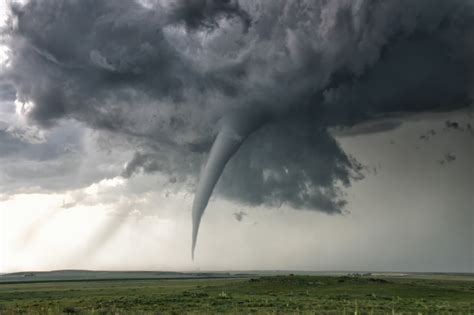 extreme tornado outbreaks    rise study  time