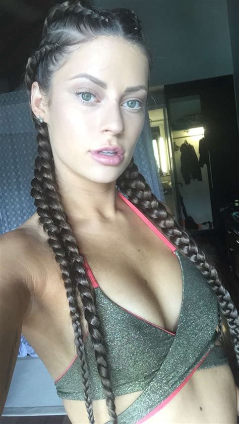 picture of hannah stocking