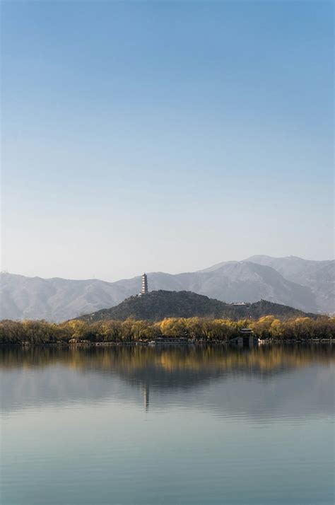 china lake pictures   images  unsplash