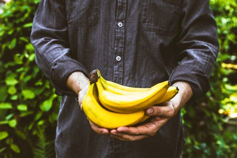 men are masturbating with banana peels but at least they re getting