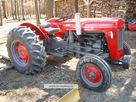 massey ferguson mf  deluxe tractor