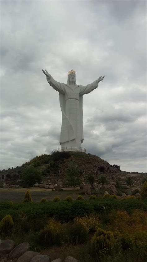 tallest statue  jesus christ   world monument  christ  king   polish