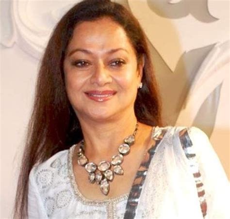 it s an honour to play role of modi s mother zarina wahab on upcoming