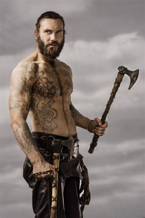 hommes vikings tatouage viking viking