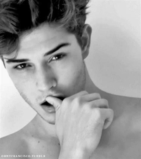 yay model francisco lachowski confirms he is indeed gay