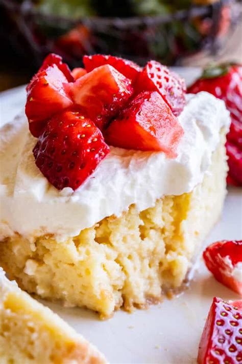tres leches cakes