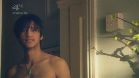 skins freddie [luke pasqualino] 19 because luke saved us from the scariest 5 minutes of our