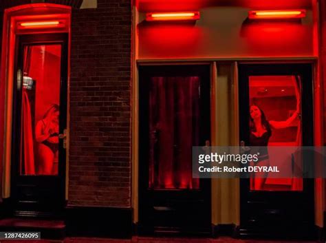 Amsterdam Quartier Rouge Photos And Premium High Res Pictures Getty
